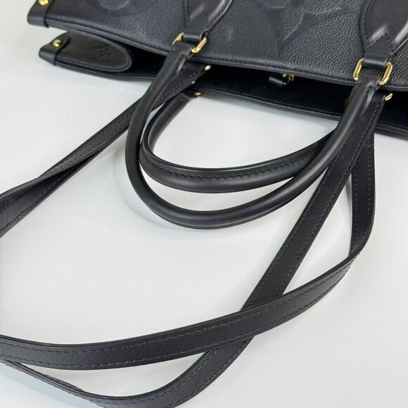 Louis Vuitton Black On The Go GM Shoulder Bag with Classic Monogram Pattern - Picture 7 of 8